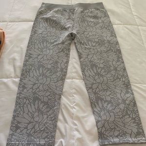 Fabletics Sports Capris